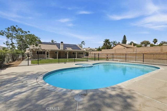 8097 Stonemist, Jurupa Valley, CA 92509