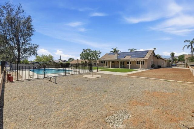 8097 Stonemist, Jurupa Valley, CA 92509