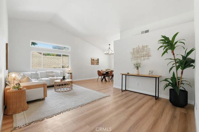 8097 Stonemist, Jurupa Valley, CA 92509
