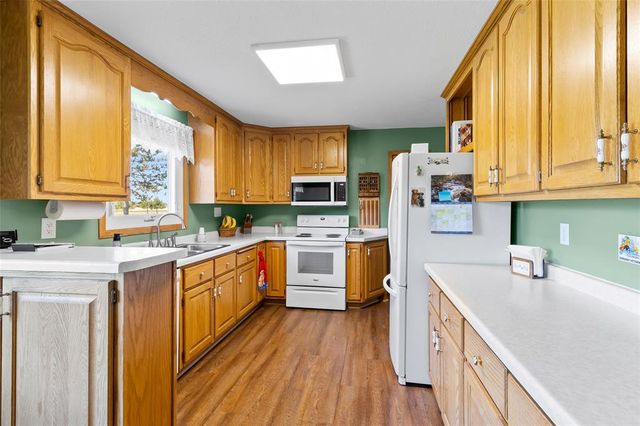 W11608 County Road D, Holcombe, WI 54745
