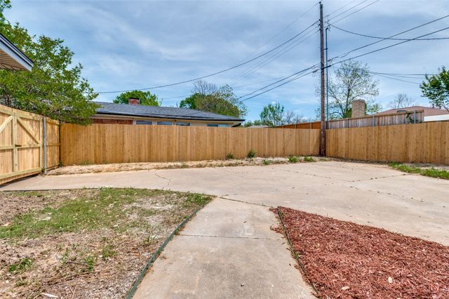 2106 Benjamin Road, Irving, TX 75060