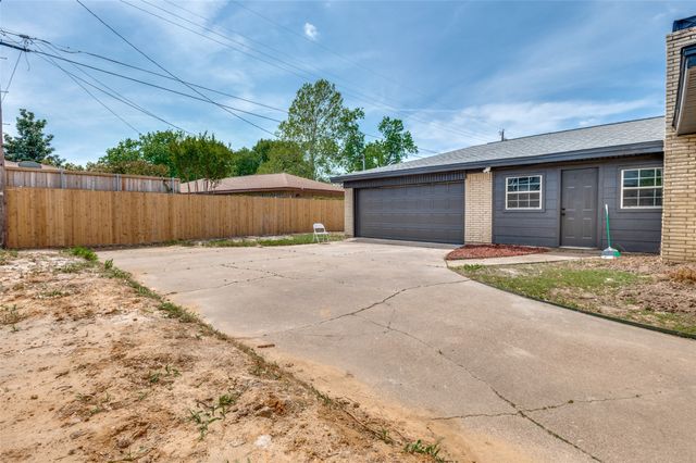 2106 Benjamin Road, Irving, TX 75060
