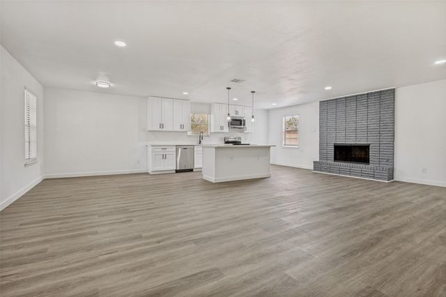 2106 Benjamin Road, Irving, TX 75060