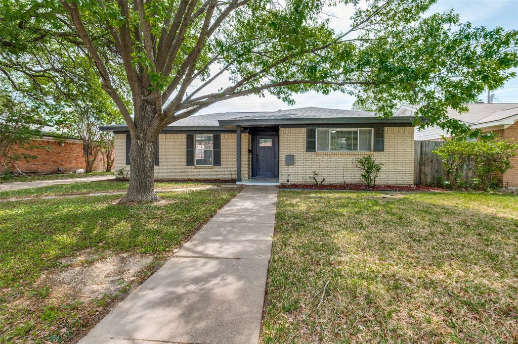 2106 Benjamin Road, Irving, TX 75060