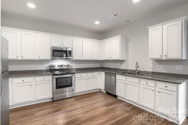 1333 Ron Whicker Drive, Catawba, NC 28609