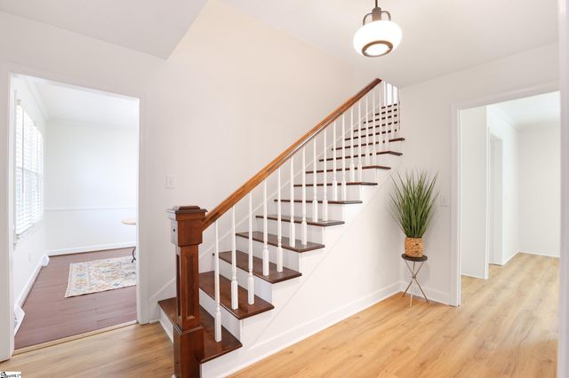 104 Forest Park Drive, Easley, SC 29642