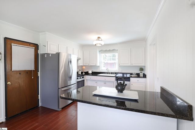 104 Forest Park Drive, Easley, SC 29642