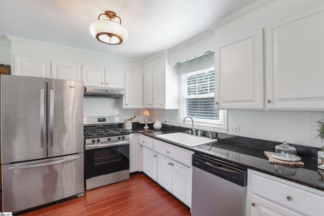 104 Forest Park Drive, Easley, SC 29642
