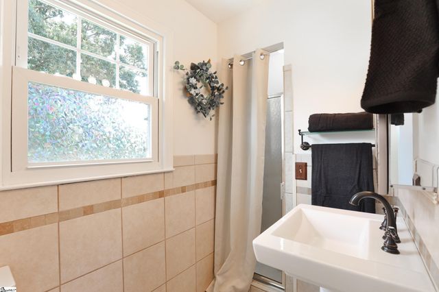 104 Forest Park Drive, Easley, SC 29642