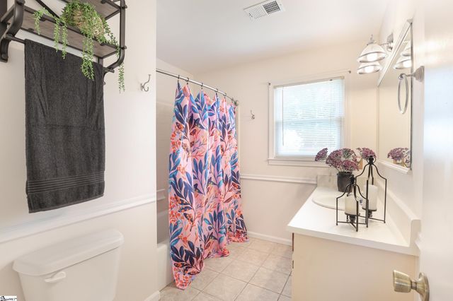 104 Forest Park Drive, Easley, SC 29642