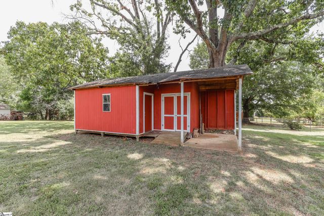 104 Forest Park Drive, Easley, SC 29642