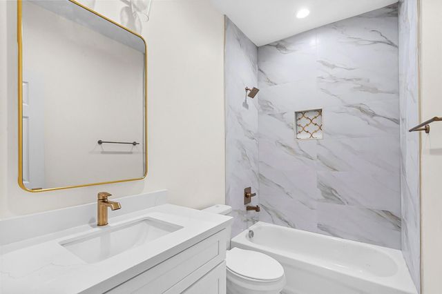 2005 Sealy Street, Galveston, TX 77550