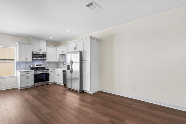 2005 Sealy Street, Galveston, TX 77550