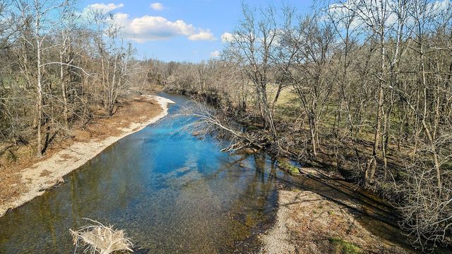 1471 Walnut Road, Anderson, MO 64831