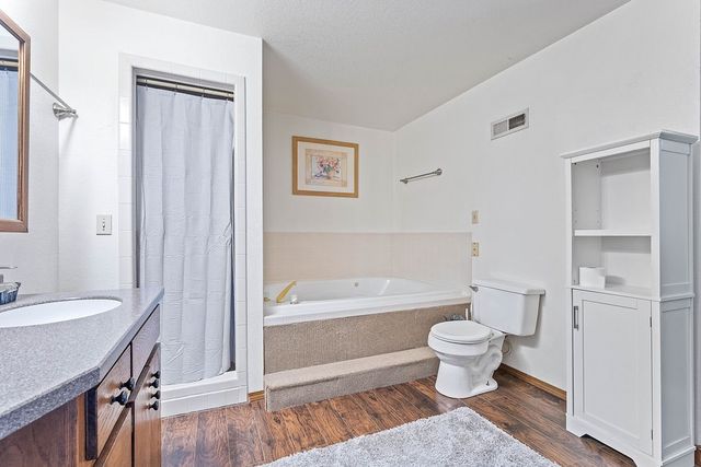 1471 Walnut Road, Anderson, MO 64831