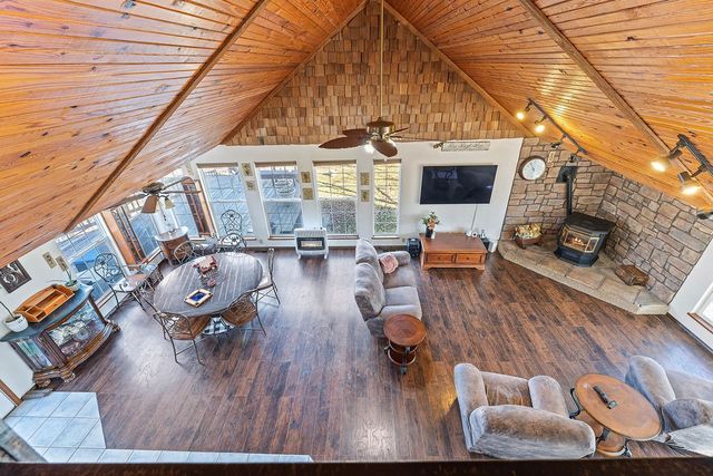 1471 Walnut Road, Anderson, MO 64831