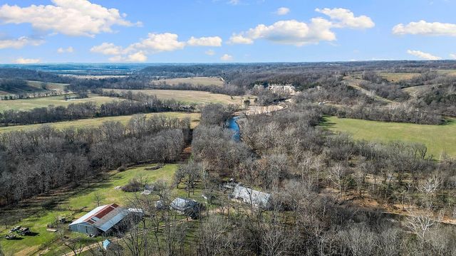 1471 Walnut Road, Anderson, MO 64831