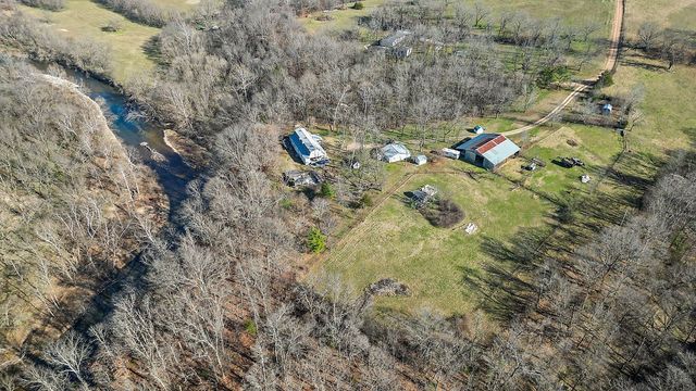 1471 Walnut Road, Anderson, MO 64831