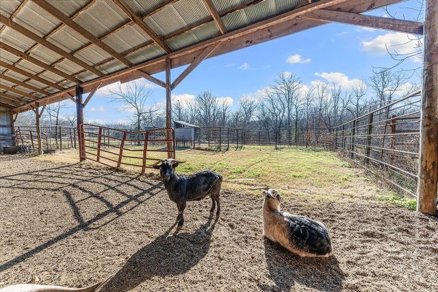 1471 Walnut Road, Anderson, MO 64831