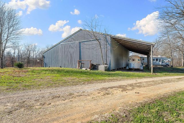 1471 Walnut Road, Anderson, MO 64831