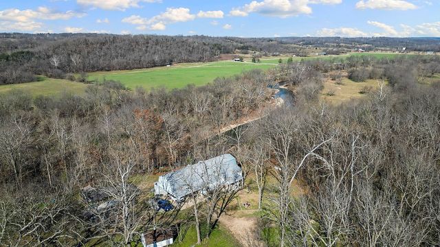 1471 Walnut Road, Anderson, MO 64831