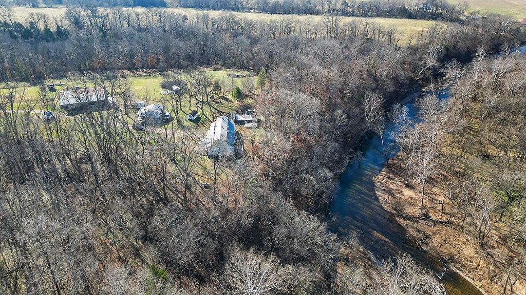 1471 Walnut Road, Anderson, MO 64831