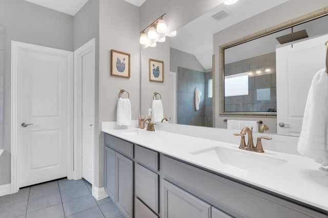 1001 Twisting Ridge Terrace, Fort Worth, TX 76052