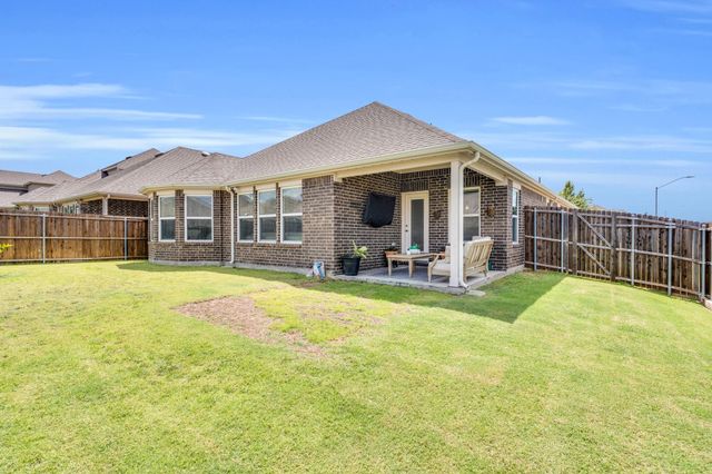 1001 Twisting Ridge Terrace, Fort Worth, TX 76052