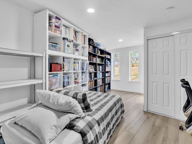 2003 N 42nd Avenue, Hollywood, FL 33021