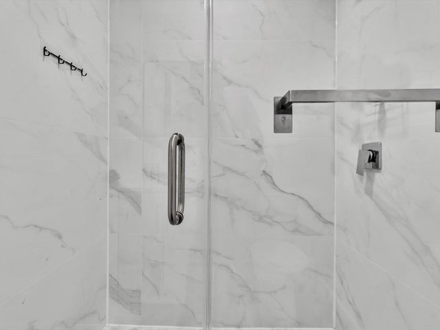 2003 N 42nd Avenue, Hollywood, FL 33021