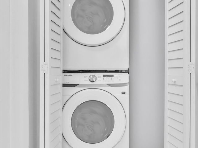 2003 N 42nd Avenue, Hollywood, FL 33021