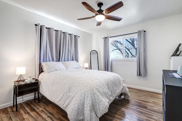 1717 Princeton Drive SE, Albuquerque, NM 87106