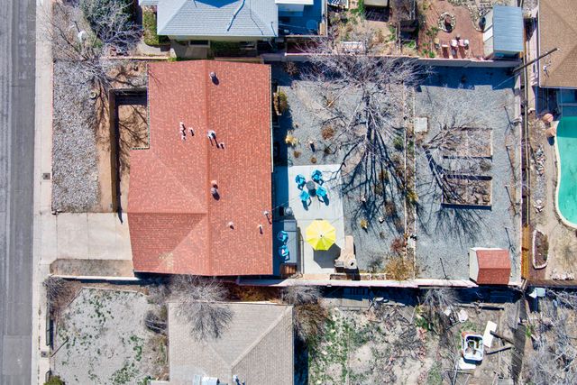 1717 Princeton Drive SE, Albuquerque, NM 87106