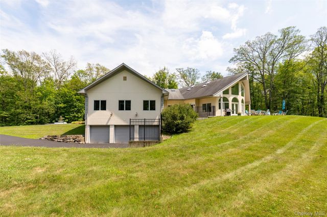 126 Old Hopewell Road, Wappingers Falls, NY 12590