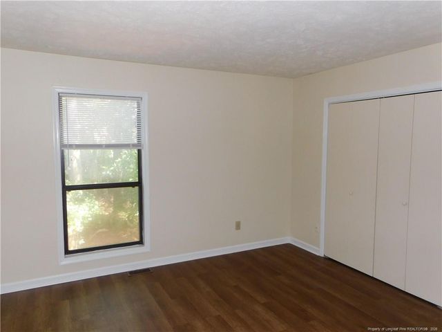5878 Aftonshire Drive, Fayetteville, NC 28304