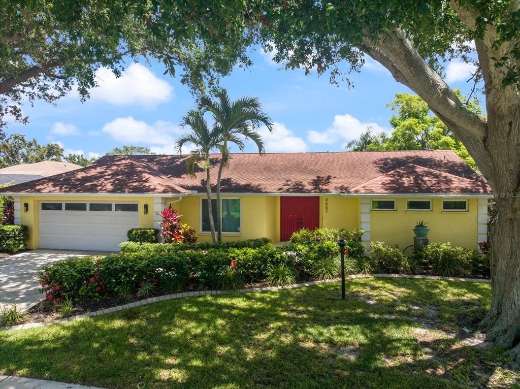 4662 LONG LAKE DRIVE, Sarasota, FL 34233