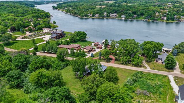6251 Panorama Drive, Panora, IA 50216