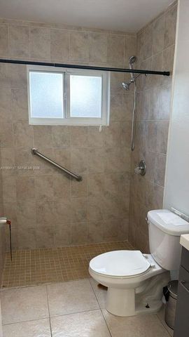 17902 NW 81st Court, Hialeah, FL 33015