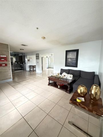 17902 NW 81st Court, Hialeah, FL 33015
