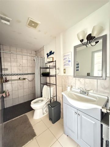 17902 NW 81st Court, Hialeah, FL 33015