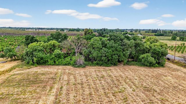 8066 Larkin Rd, Live Oak, CA 95953