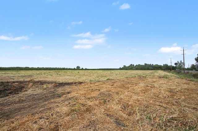 8066 Larkin Rd, Live Oak, CA 95953