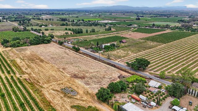 8066 Larkin Rd, Live Oak, CA 95953