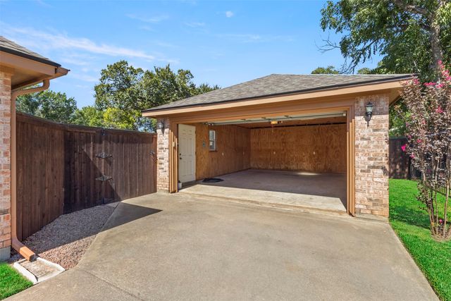 7713 Buck Street, North Richland Hills, TX 76182