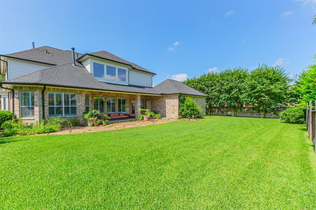 11926 Hallowed Stream Lane, Cypress, TX 77433