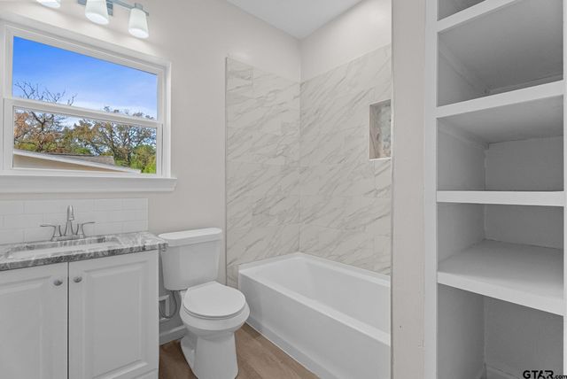 3205 W Jackson, Tyler, TX 75701