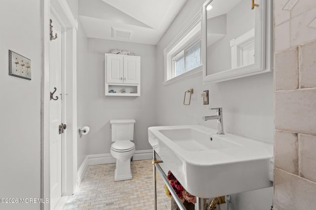 75 Webb Avenue FULL HOUSE WEEKLY, Ocean Grove, NJ 07756