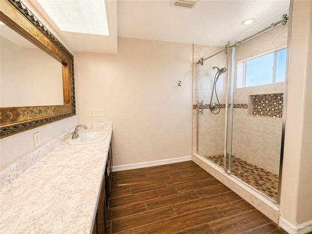 1711 Highland Park Avenue, Mission, TX 78572