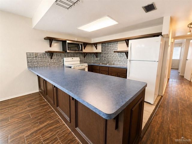 1711 Highland Park Avenue, Mission, TX 78572