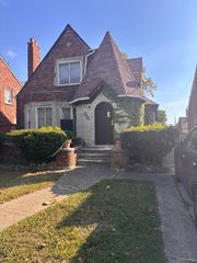 15330 Robson Street, Detroit, MI 48227